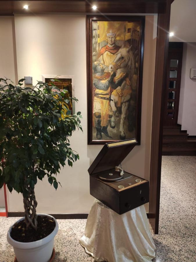 Hotel Svevia Altamura Buitenkant foto