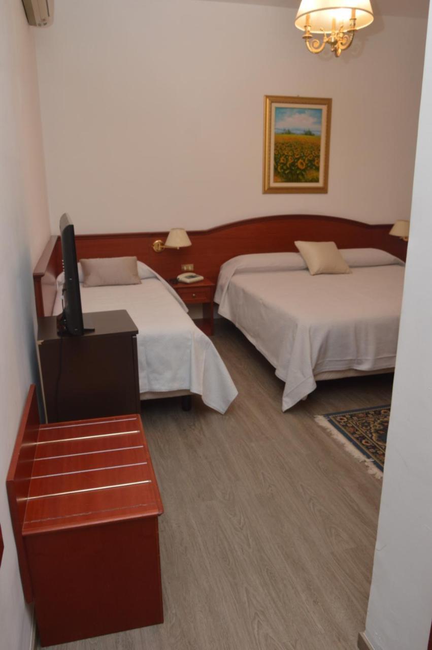 Hotel Svevia Altamura Buitenkant foto