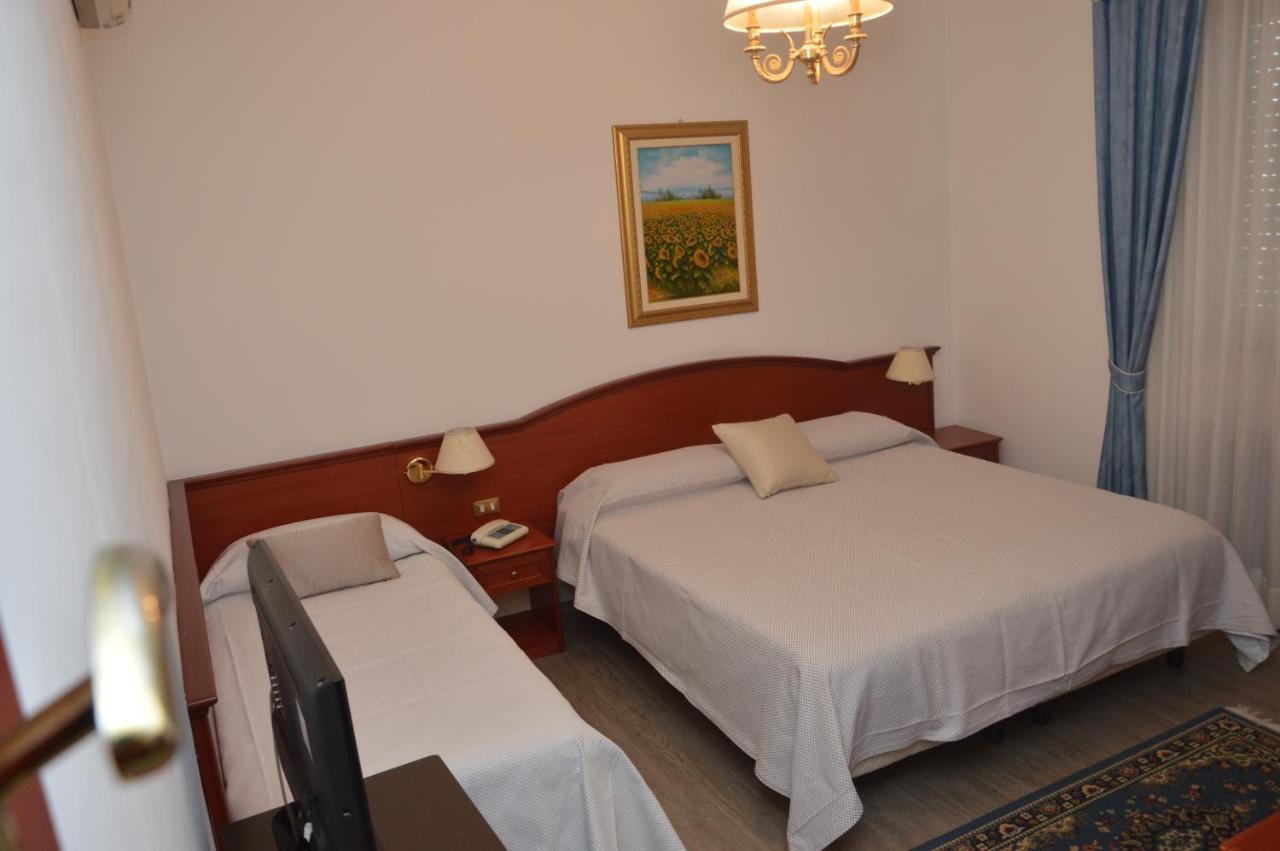 Hotel Svevia Altamura Buitenkant foto