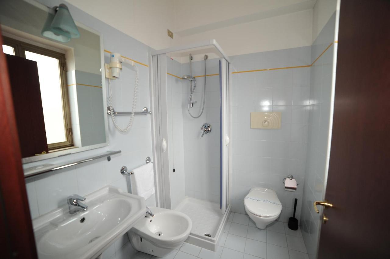 Hotel Svevia Altamura Buitenkant foto