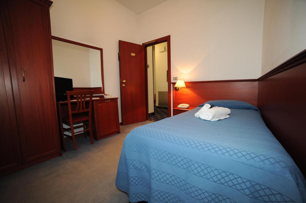 Hotel Svevia Altamura Buitenkant foto