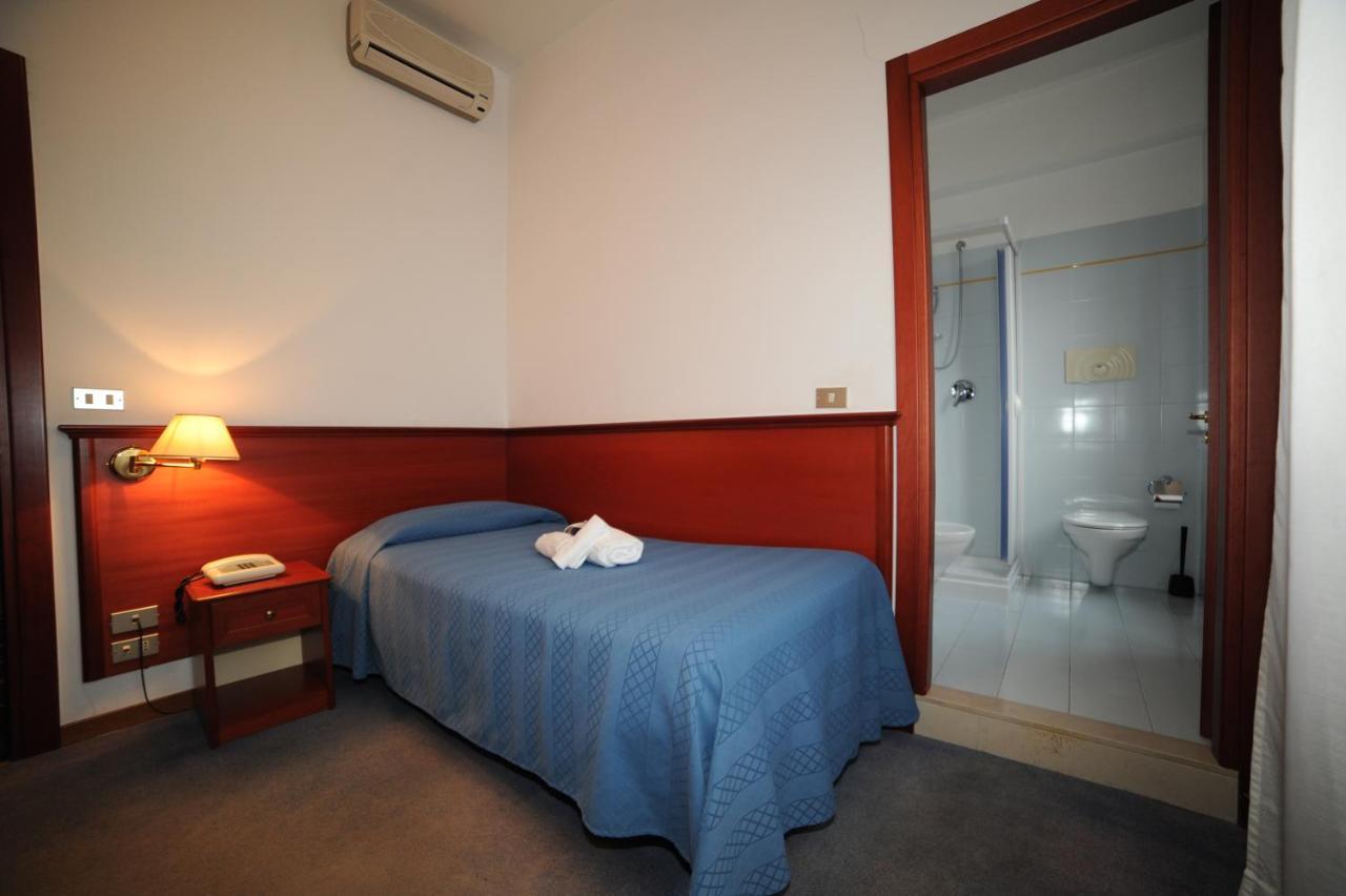 Hotel Svevia Altamura Buitenkant foto