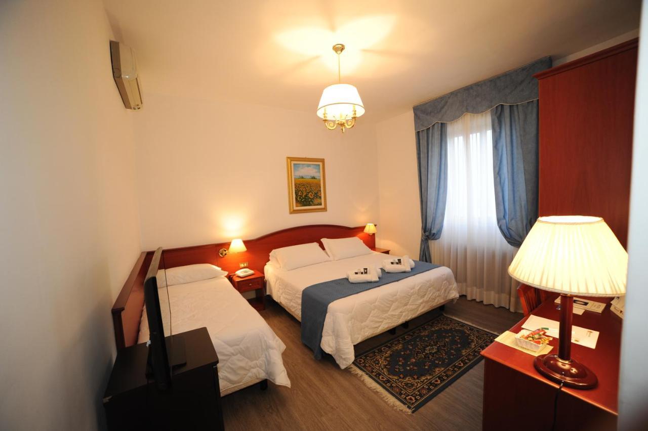 Hotel Svevia Altamura Buitenkant foto