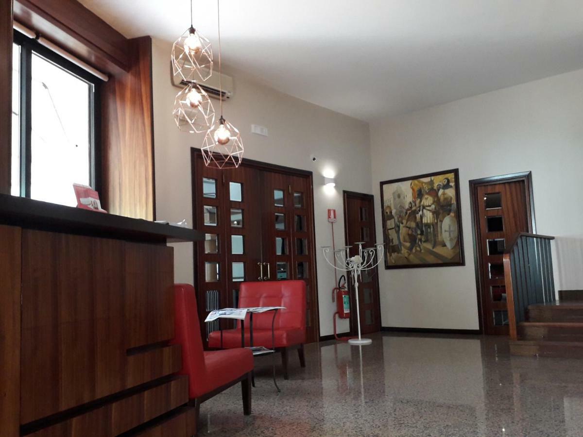Hotel Svevia Altamura Buitenkant foto